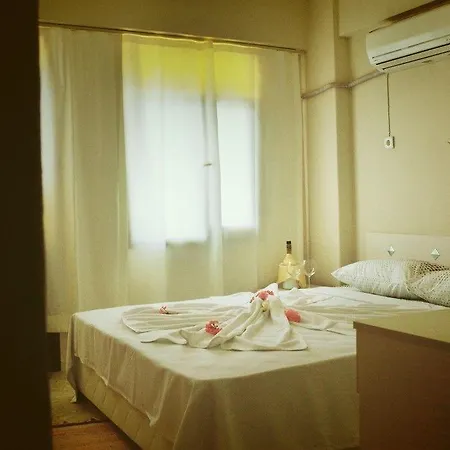 Bebek グムルドゥル